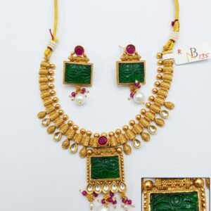 Emerald Radiance Temple Necklace Set