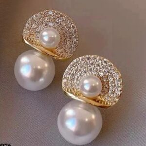 Classic Pearl Earrings