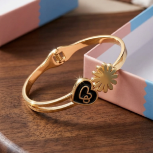 Dual Heart Daisy